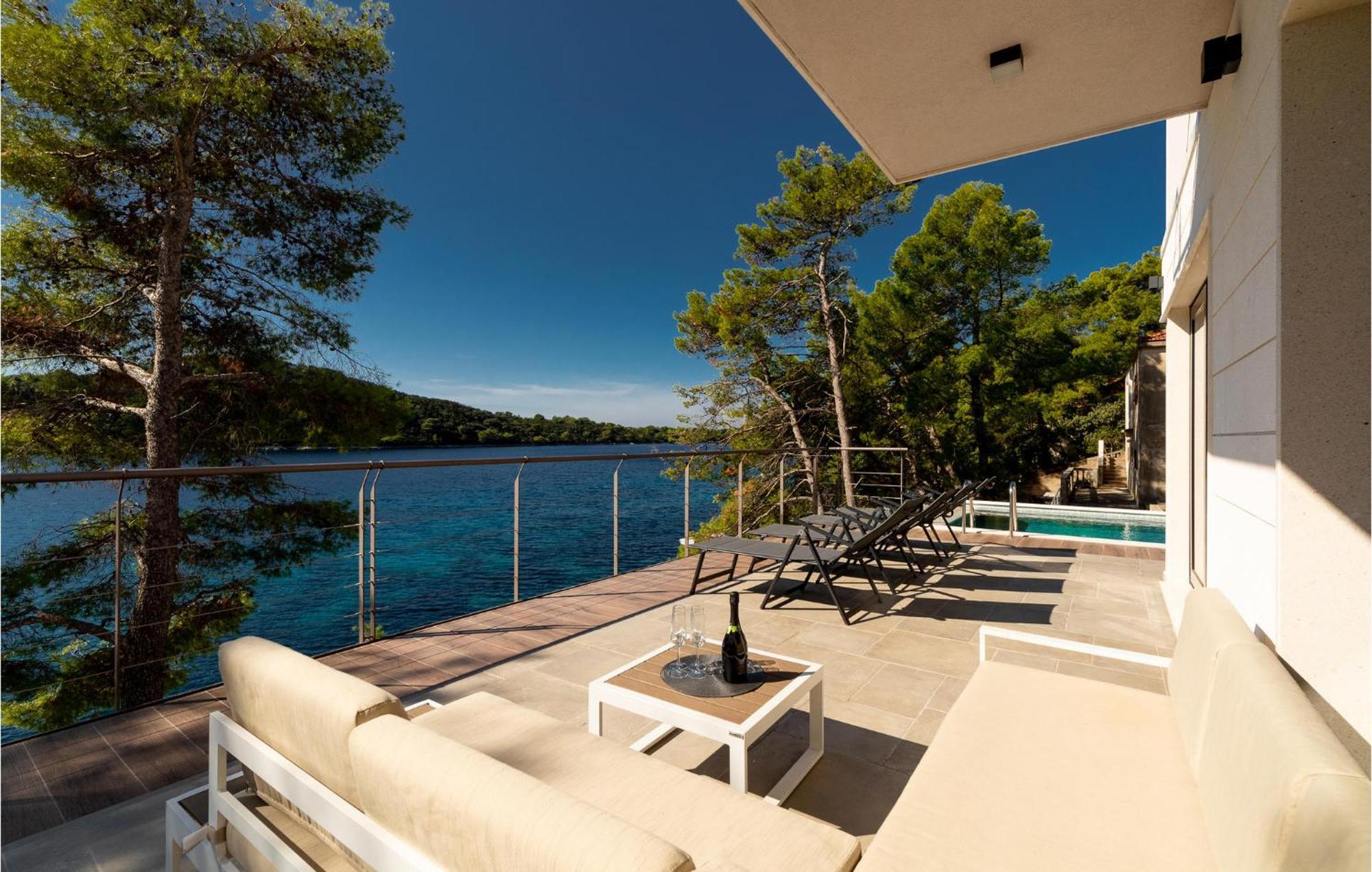 Amazing Home In Blato With Wifi Exteriör bild