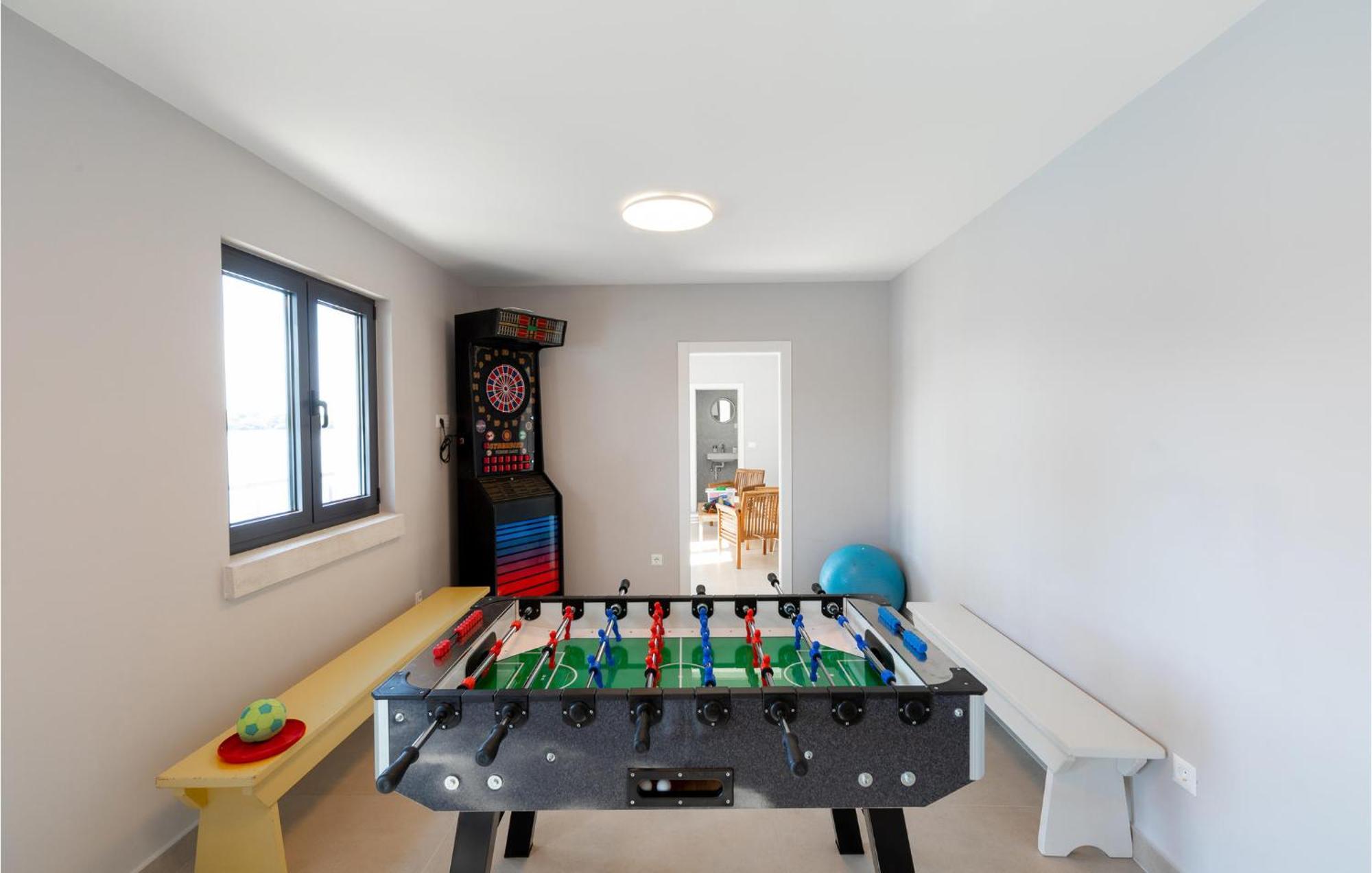 Amazing Home In Blato With Wifi Exteriör bild