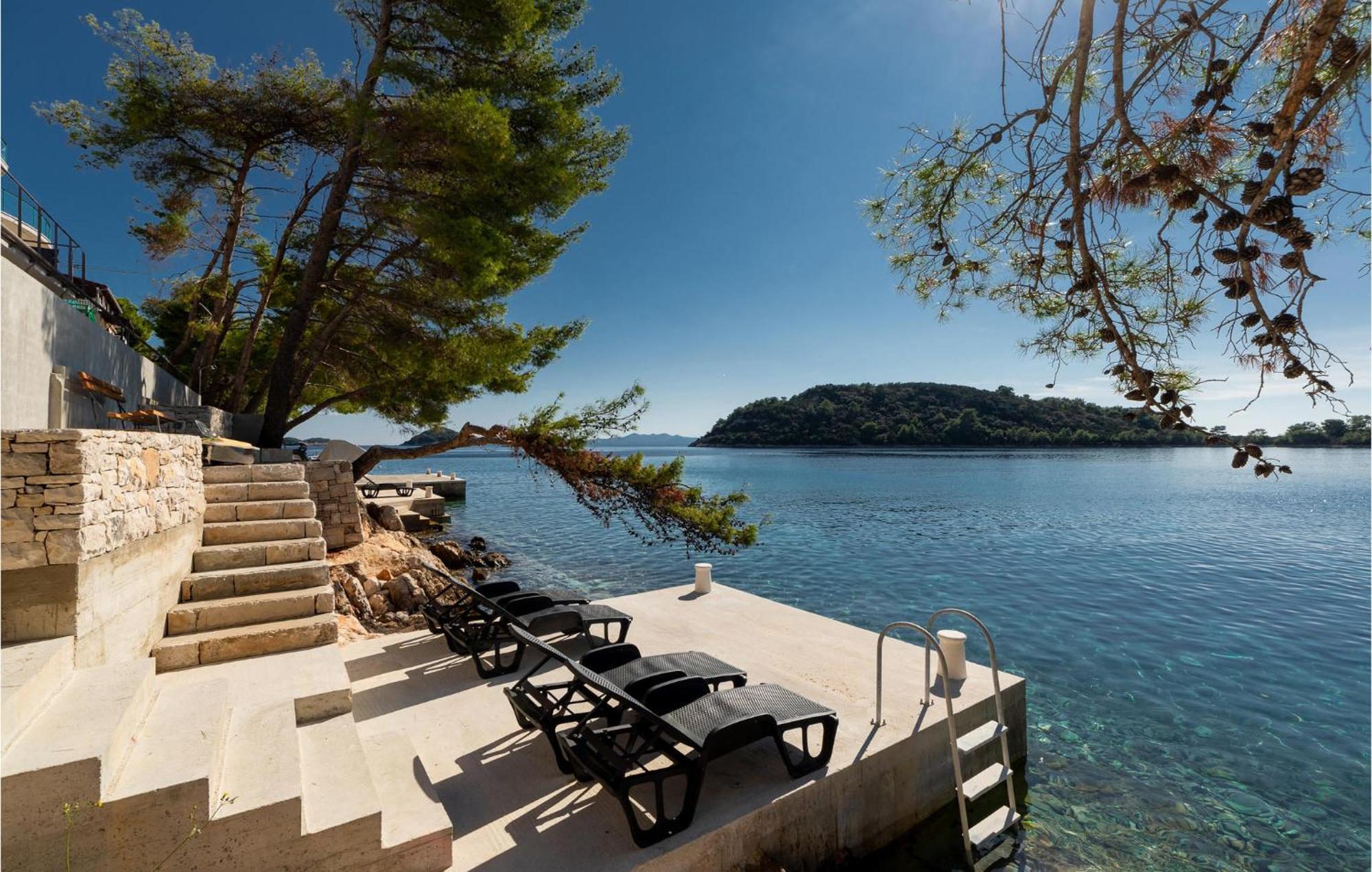 Amazing Home In Blato With Wifi Exteriör bild