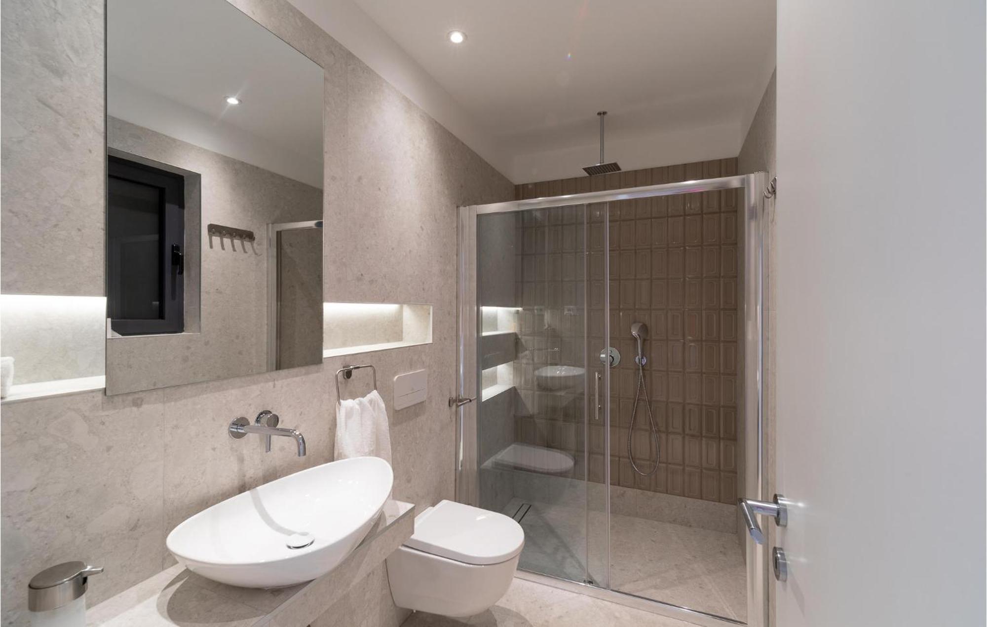 Amazing Home In Blato With Wifi Exteriör bild