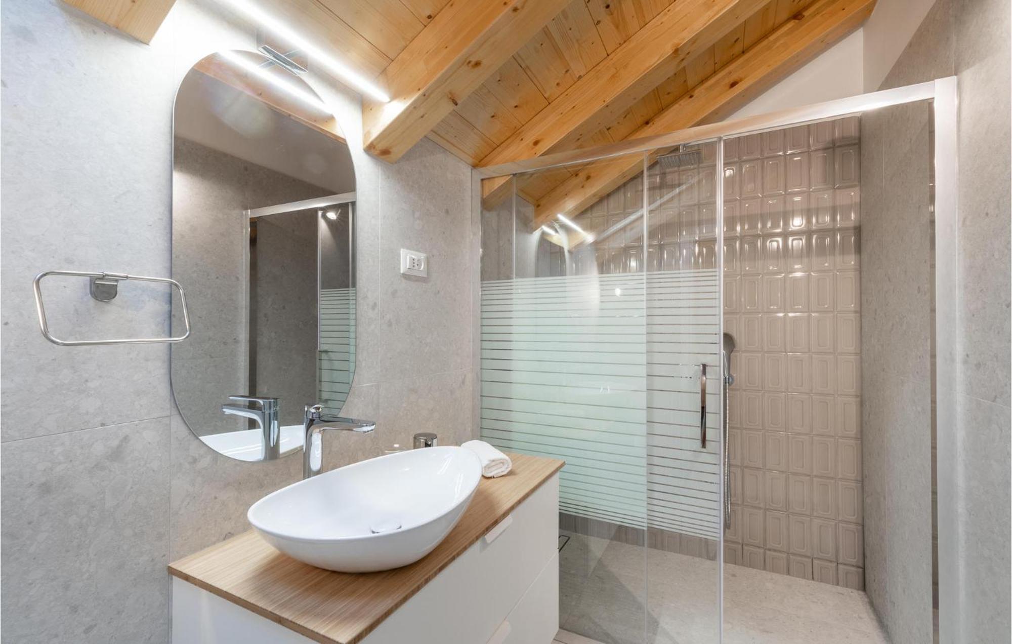 Amazing Home In Blato With Wifi Exteriör bild