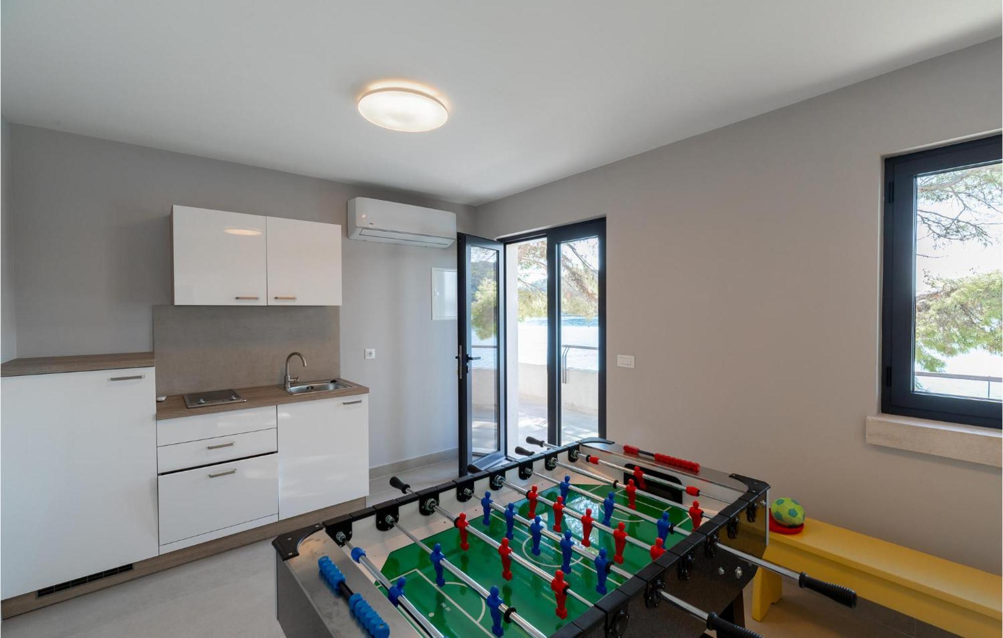 Amazing Home In Blato With Wifi Exteriör bild
